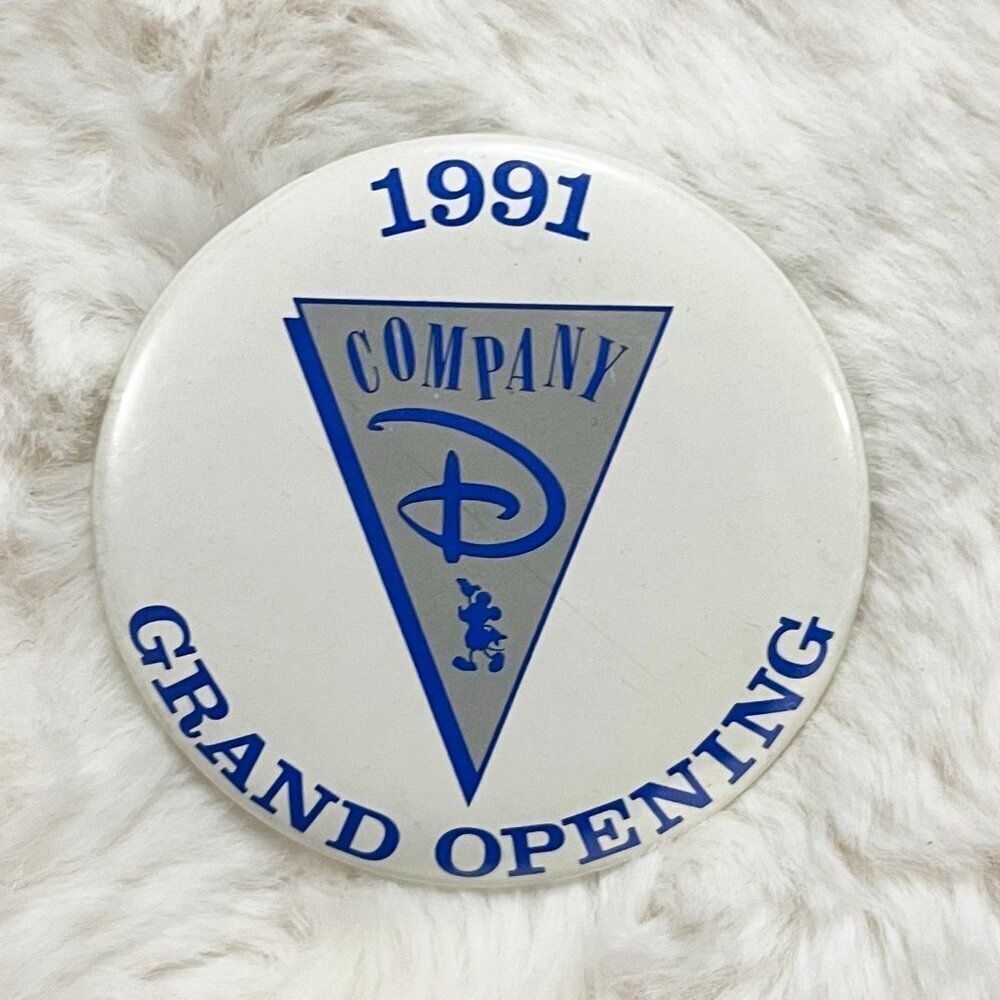🔮 5/$25‎ Vintage Disney Company D Store 1991 Grand Opening Pin